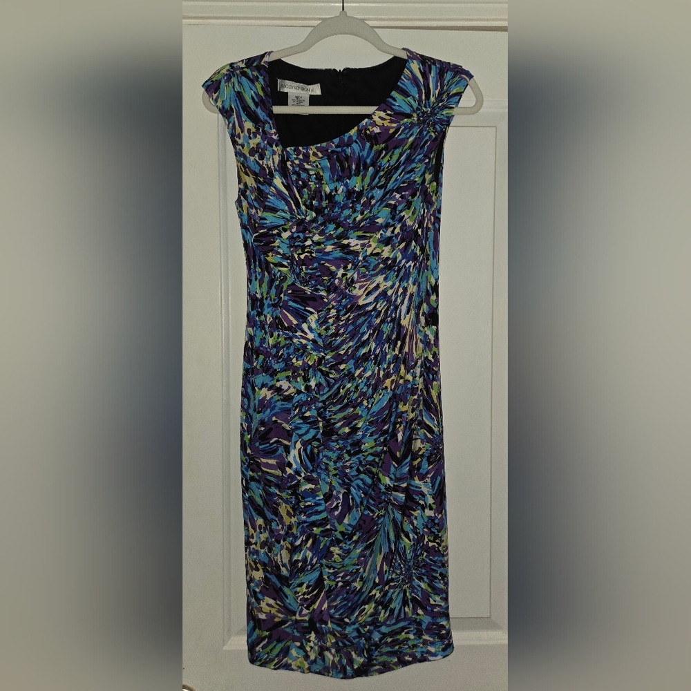Maggy London Sleeveless Multicolor Dress Size 6